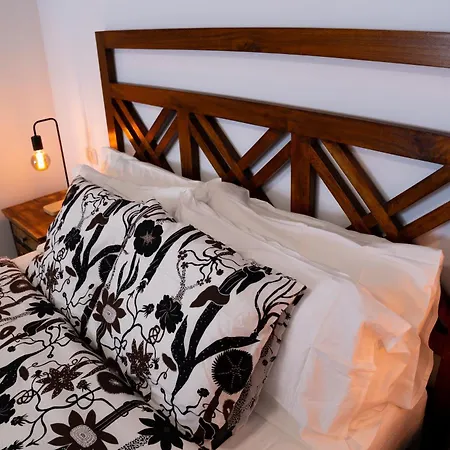 Entre Volcanes شقة ساوزال